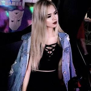 Meet your Posher, Acare